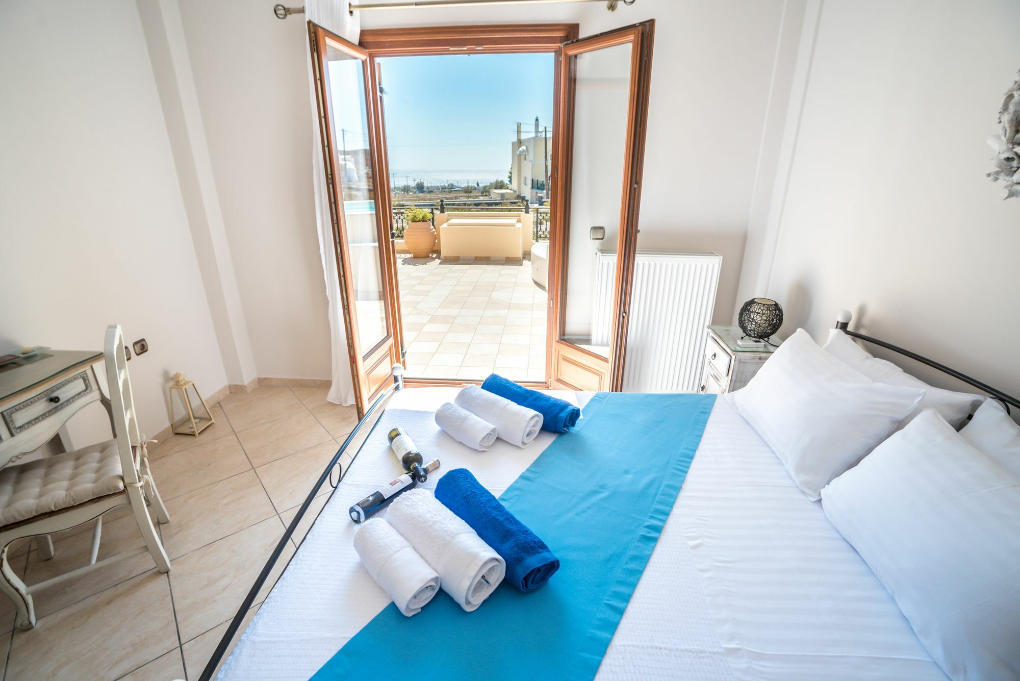 Vineyard Exclusive Suites Акротири Экстерьер фото