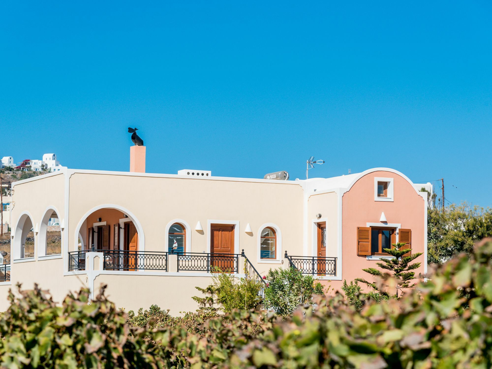Vineyard Exclusive Suites Акротири Экстерьер фото
